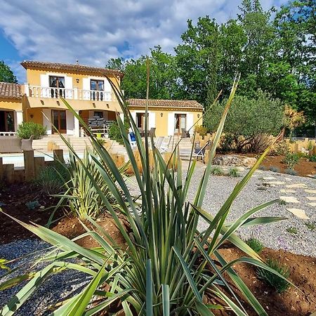 Le Mas Provencal Regusse Exterior photo